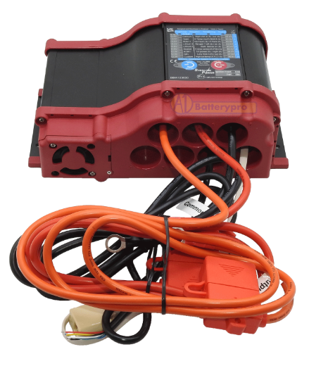 Picture of 12-36V 30AH STERLING PRO CHARGE B DC-DC WATERPROOF UNIT - IP68 MAIN BODY WITH IP56 EXTERNAL PLACED FAN