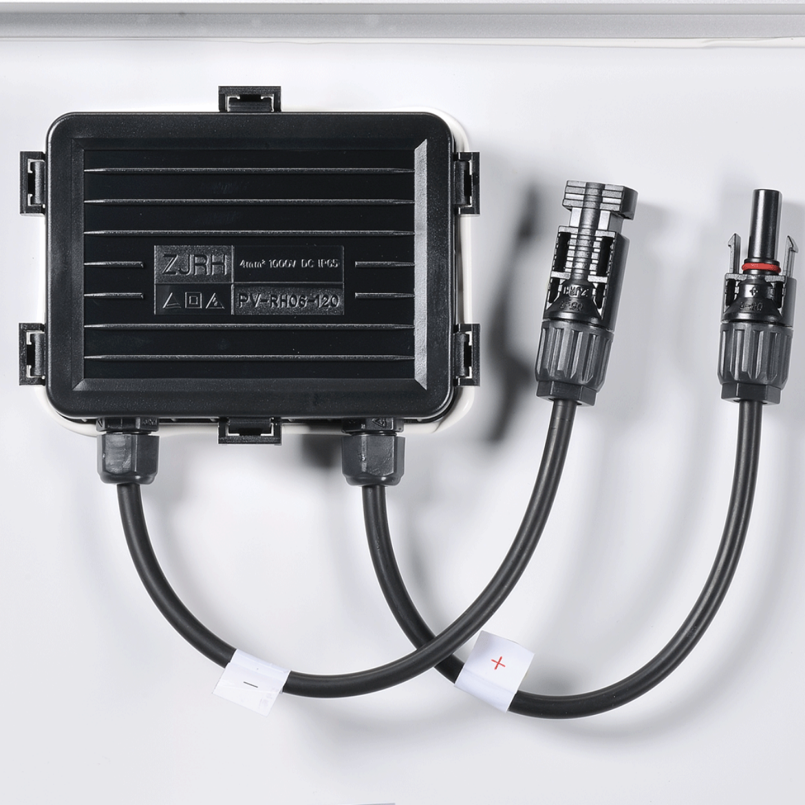 Picture of PROJECTA 135W 12V 7.72A POLYCRYSTALLINE FIXED SOLAR MODULE WITH J-BOX & MC4 CONNECTOR