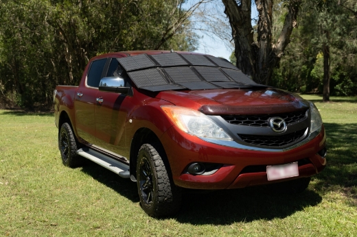 Picture of 12V 300W KT SOLAR PORTABLE SOLAR BLANKET - MAX CURRENT 13.8A