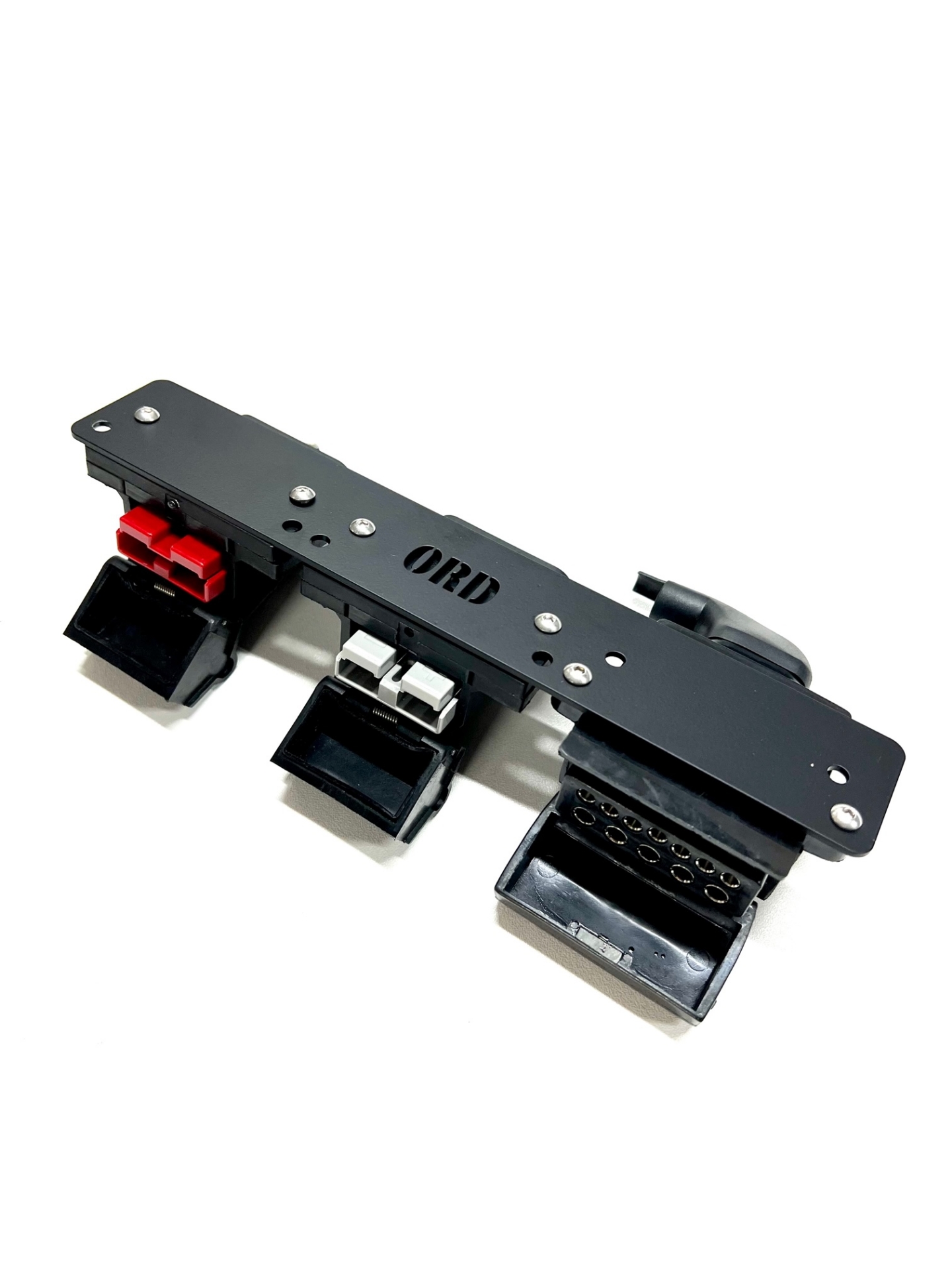 APHMB-244L ORD UNIVERSAL ANDERSON PLUG(S) MOUNTING PLATE SUITS ANDERSON ...